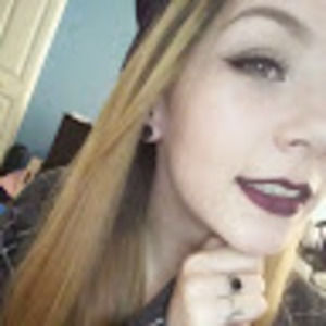 Meet your Posher, Carla